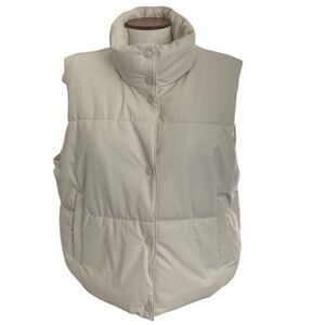 OLD NAVY Women’s Puffer Vest Cream NWOT Size XL